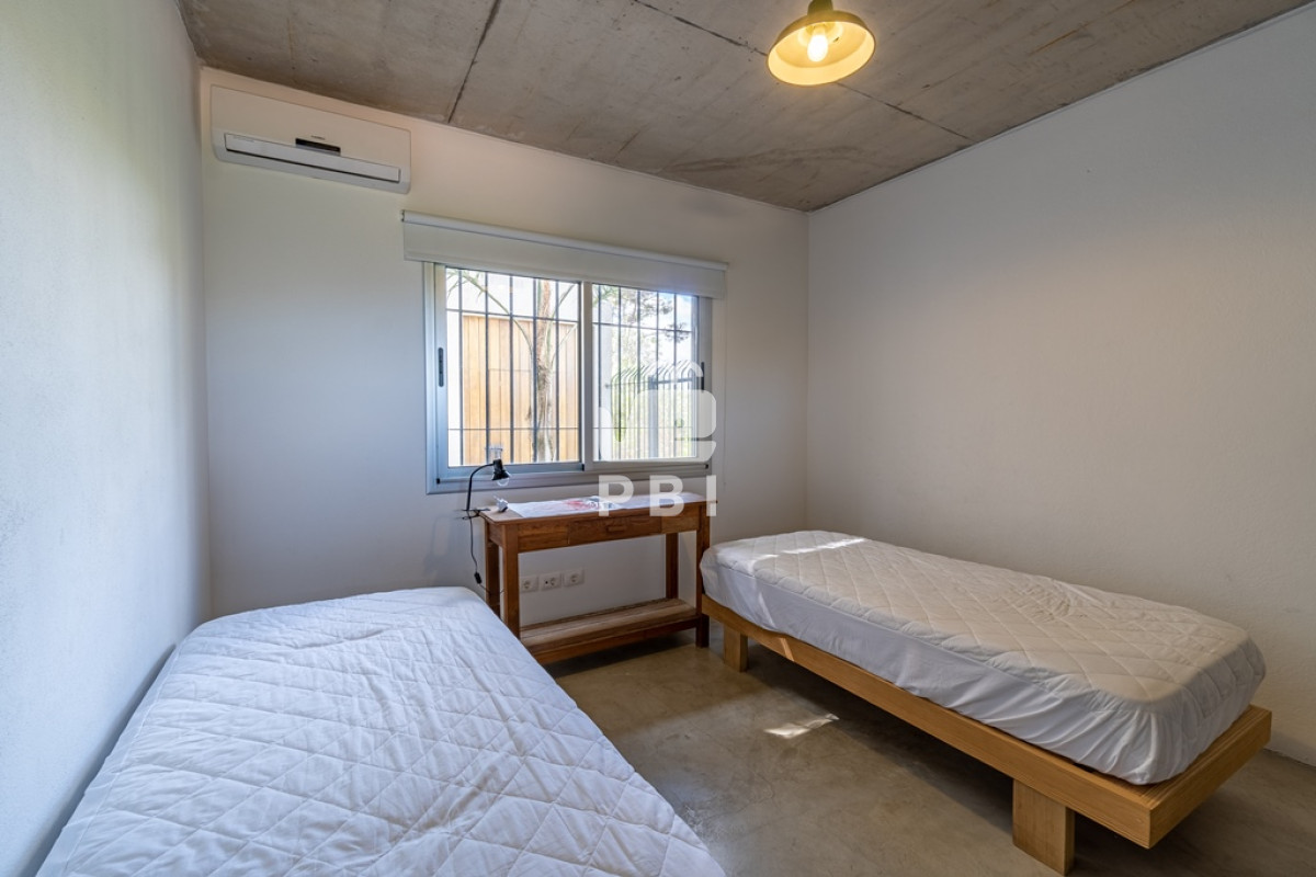 Q2FzYSA0IERPUk1JVE9SSU9TIGVuIE9jZWFuIFBhcmssIFB1bnRhIEJhbGxlbmEgLSBSZWYgOiBQQkkyNjQw