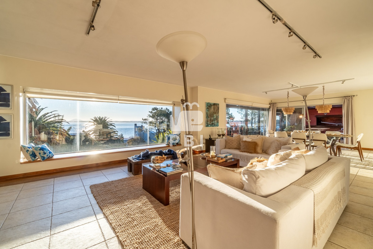 Q2FzYSBkZSA1IGRvcm1pdG9yaW9zIGVuIExvbW8gZGUgbGEgQmFsbGVuYSwgUHVudGEgQmFsbGVuYSAtIFJlZiA6IFBCSTEyNDc5