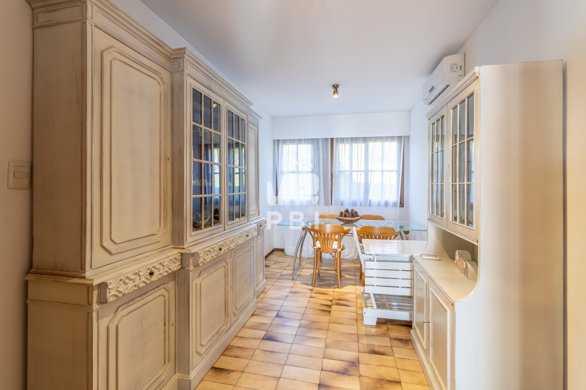 Q2FzYSBkZSA0IGRvcm1pdG9yaW9zIGVuIExvbW8gZGUgbGEgQmFsbGVuYSAgLSBSZWYgOiBQQkkxNTE0Mg==