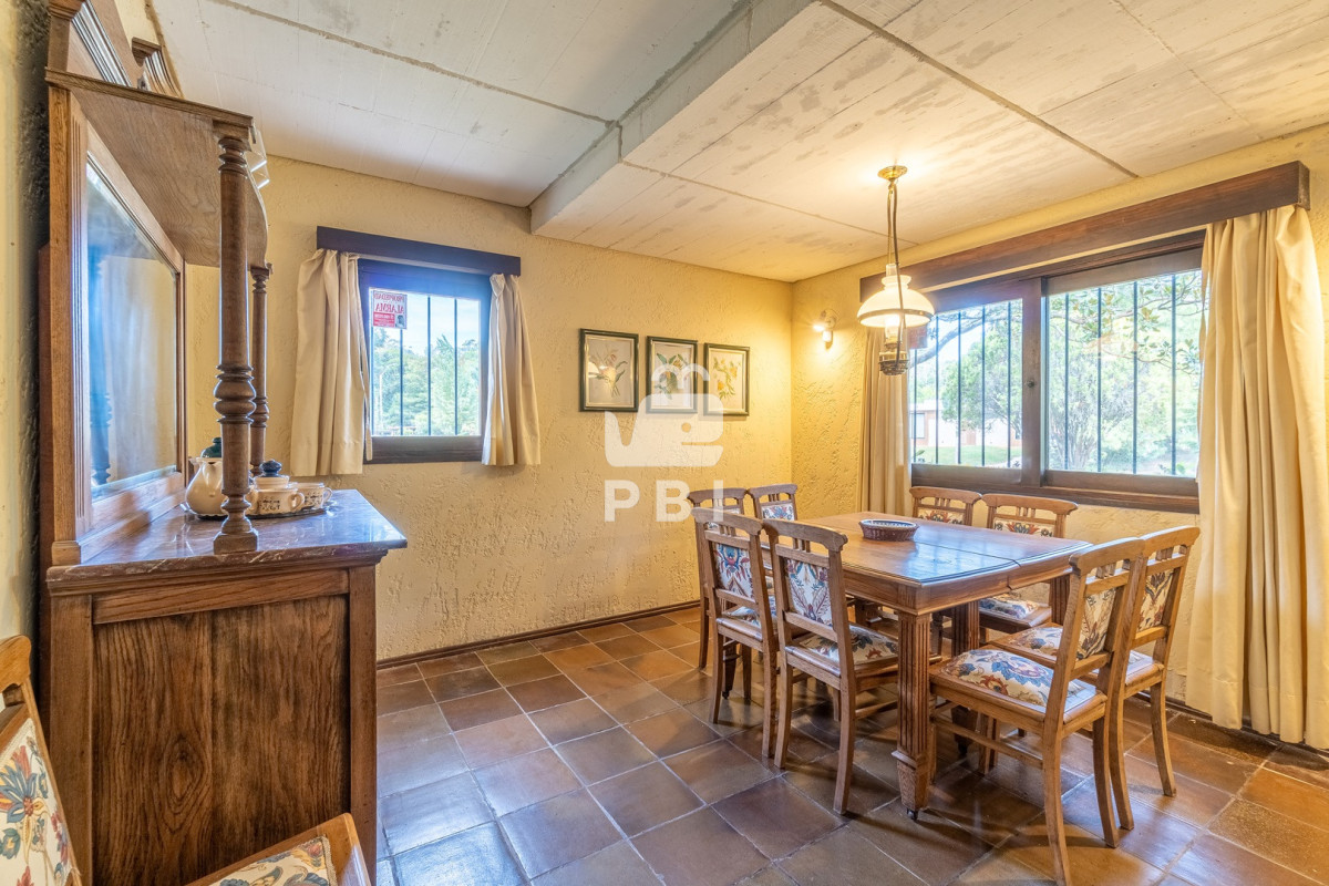 Q2FzYSBkZSAzIGRvcm1pdG9yaW9zIGVuIFNvbGFuYSwgUHVudGEgQmFsbGVuYSAtIFJlZiA6IFBCSTE0MTI4