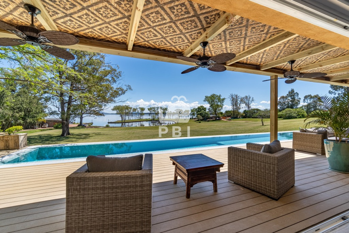 Q2FzYSBkZSAzIGRvcm1pdG9yaW9zIGVuIGJhcnJpbyBwcml2YWRvIC0gUmVmIDogUEJJMzIzOQ==