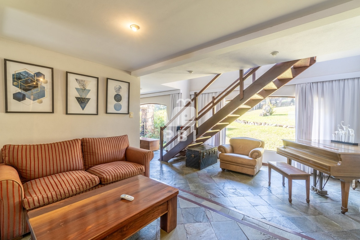 Q2FzYSBlbiB2ZW50YSAxMyBkb3JtaXRvcmlvcyBlbiBSaW5jb25hZGEgQWx0YSwgUHVudGEgQmFsbGVuYS4gLSBSZWYgOiBQQkkxMzg1OQ==