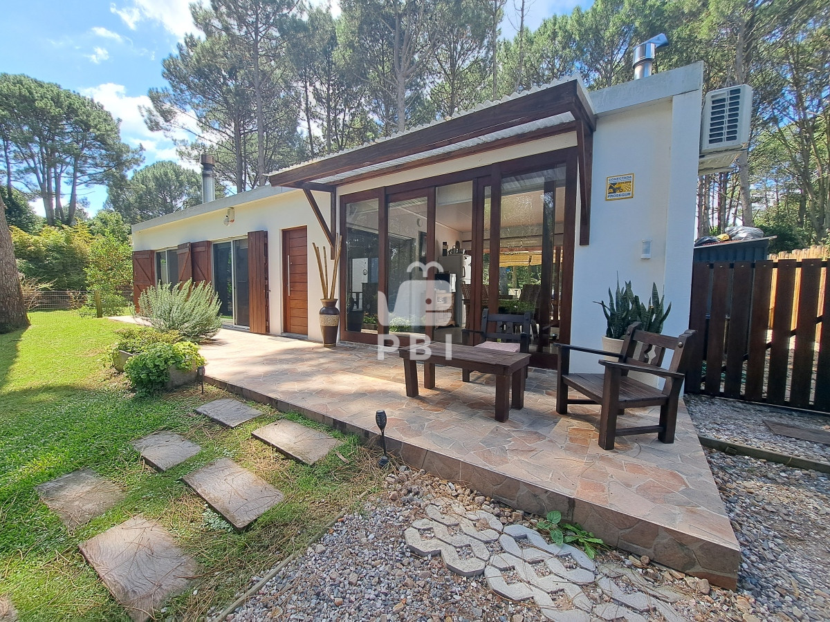 Casa 2 DORMITORIOS en Club del Lago, Punta Ballena - Ref : PBI13505