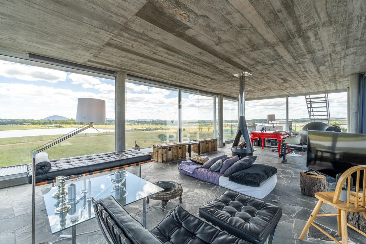 VmVudGEgQ2FzYSBkZSAyIGRvcm1pdG9yaW9zIGVuIExhZ3VuYSBkZSBsb3MgQ2lzbmVzIC0gUHVudGEgQmFsbGVuYSAtIFJlZiA6IFBCSTEzNDgz