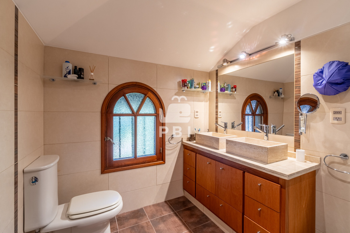 Q2FzYSBkZSA0IGRvcm1pdG9yaW9zIGVuIExvbW8gZGUgbGEgQmFsbGVuYSAgLSBSZWYgOiBQQkkxNTE0Mg==