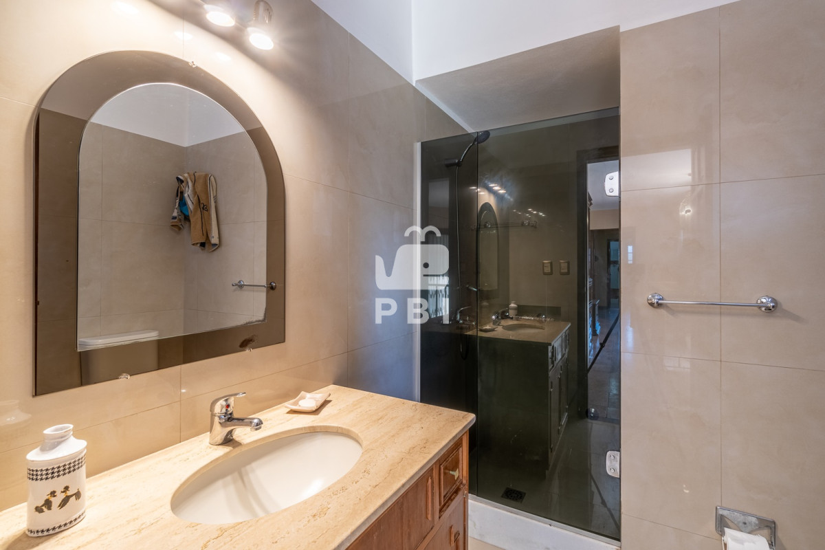 Q2FzYSA2IGRvcm1pdG9yaW9zICsgc2VydmljaW8gKyBwaXNjaW5hIFBsYXlhIE1hbnNhICAtIFJlZiA6IFBCSTE0MzMy