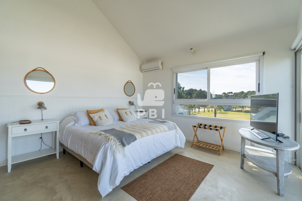 IFZlbnRhIGRlIFJlc2lkZW5jaWEgUHJlbWl1bSBlbiBCYXJyaW8gUHJpdmFkbyAgLSBSZWYgOiBQQkkxNDg5MQ==