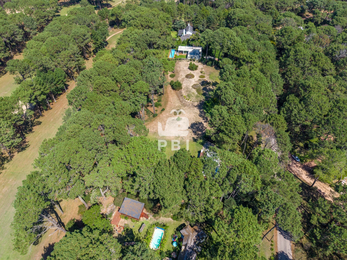 Q2FzYSBlbiB2ZW50YSBlbiBDbHViIGRlbCBMYWdvLCAgUHVudGEgQmFsbGVuYSAtIFJlZiA6IFBCSTE1NzMw