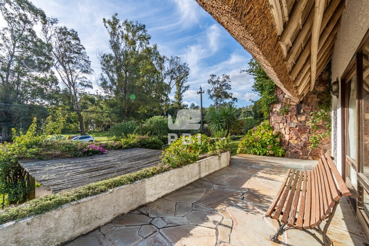 Q2FzYSAzIERPUk1JVE9SSU9TIGVuIFJpbmNvbmFkYSwgUHVudGEgQmFsbGVuYSAtIFJlZiA6IFBCSTMxNzA=