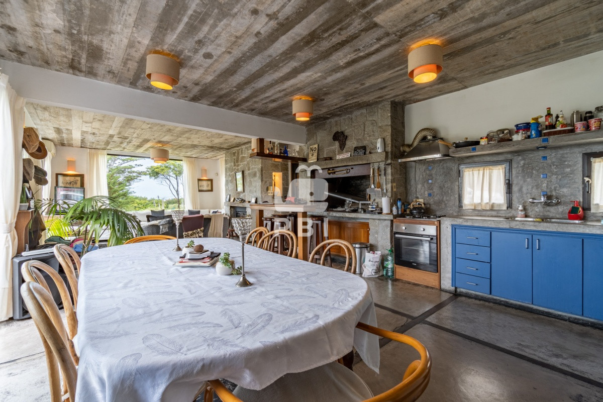 Q2FzYSBlbiB2ZW50YSBlbiBsYXMgR3J1dGFzLCBQdW50YSBCYWxsZW5hIC0gUmVmIDogUEJJMjg2MQ==