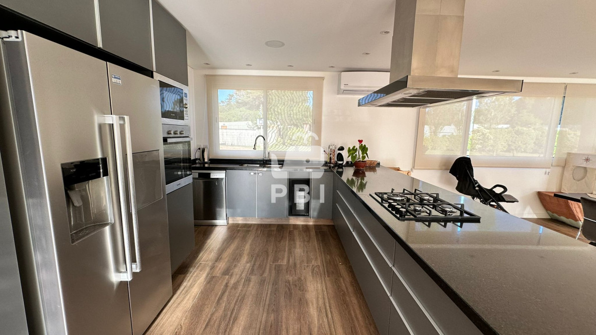 Q2FzYSAzIGRvcm1pdG9yaW9zICAtIFJlZiA6IFBCSTE0MTQ4