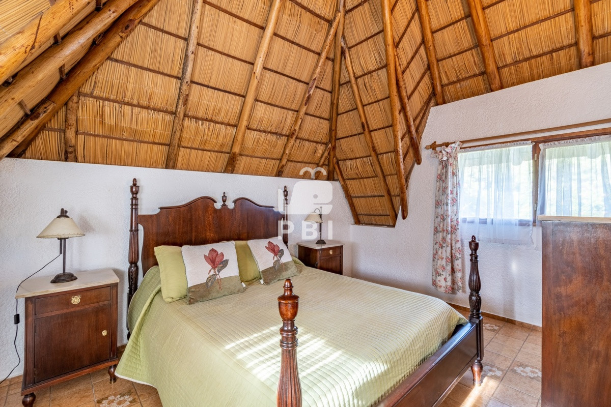 Q2FzYSAzIERPUk1JVE9SSU9TIGVuIFJpbmNvbmFkYSwgUHVudGEgQmFsbGVuYSAtIFJlZiA6IFBCSTMxNzA=