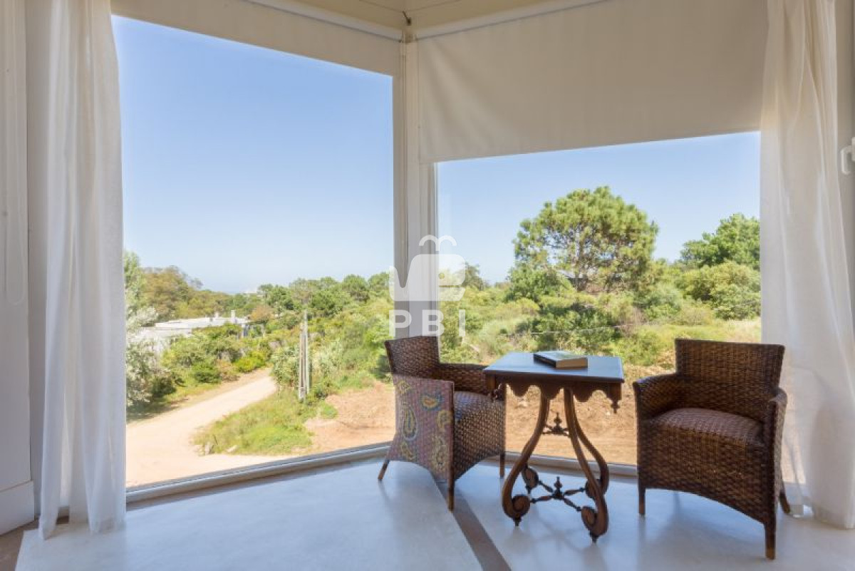 Q2FzYSBlbiB2ZW50YSA0IERPUk1JVE9SSU9TIHpvbmEgSmFyZMOtbiAgLSBSZWYgOiBQQkkxMzQy