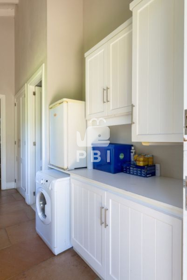 Q2FzYSBlbiB2ZW50YSA0IERPUk1JVE9SSU9TIHpvbmEgSmFyZMOtbiAgLSBSZWYgOiBQQkkxMzQy