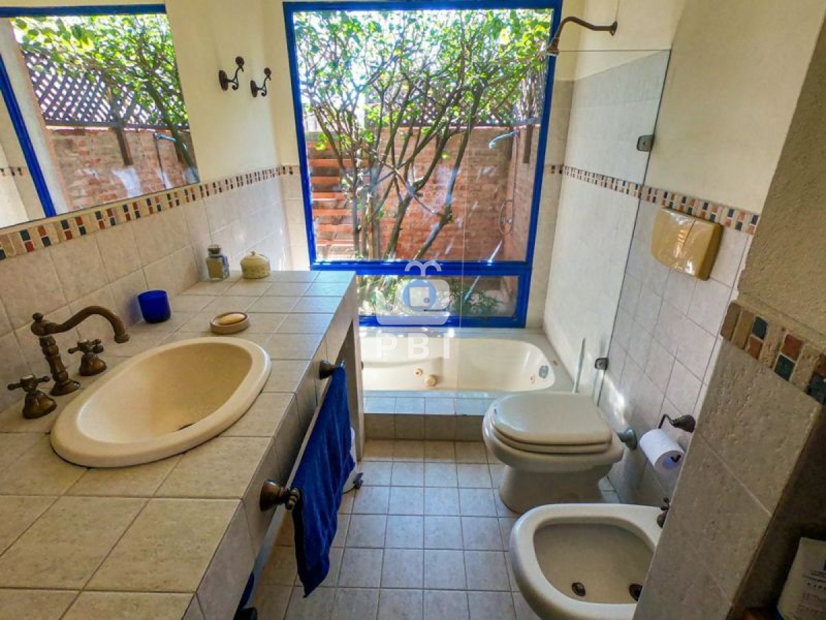 Q2FzYSBlbiB2ZW50YSB5IGFscXVpbGVyIDIgZG9ybWl0b3Jpb3MsIFTDrW8gVG9tIC0gUmVmIDogUEJJMzgw