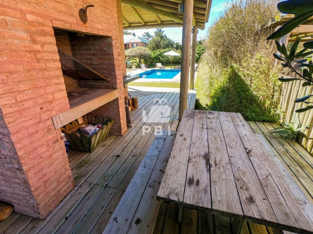 Q2FzYSBlbiB2ZW50YSB5IGFscXVpbGVyIDIgZG9ybWl0b3Jpb3MsIFTDrW8gVG9tIC0gUmVmIDogUEJJMzgw