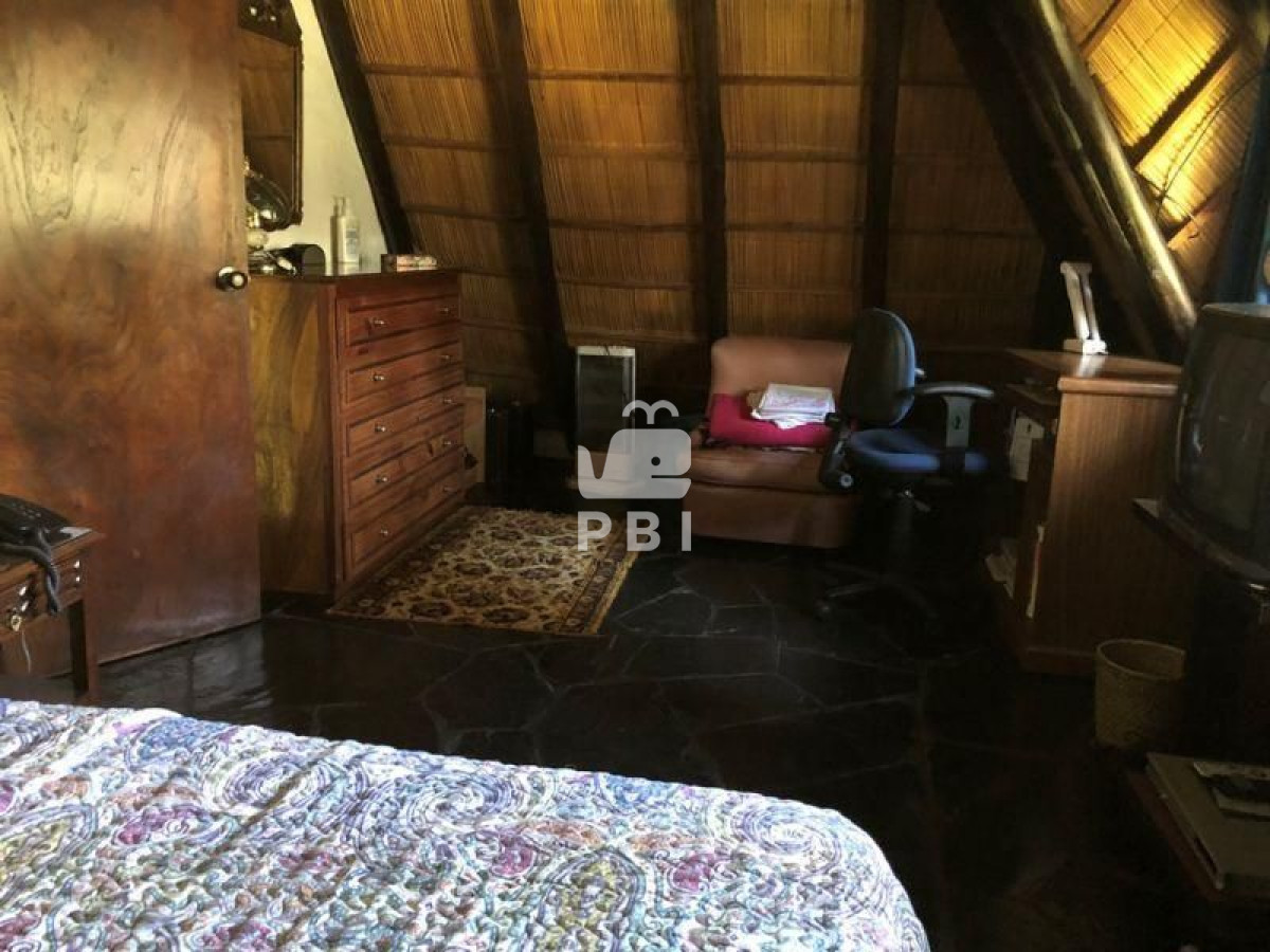 Q2FzYSBlbiB2ZW50YSBDbHViIERlbCBMYWdvIDMgZG9ybWl0b3Jpb3MgLSBSZWYgOiBQQkk0Njg=