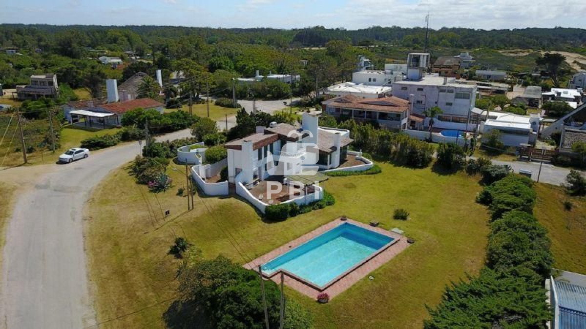 Q2FzYSBlbiB2ZW50YSBMYXMgR3J1dGFzIDMgZG9ybWl0b3Jpb3MgY29uIHZpc3RhIGFsIG1hciAgLSBSZWYgOiBQQkk1OTY=