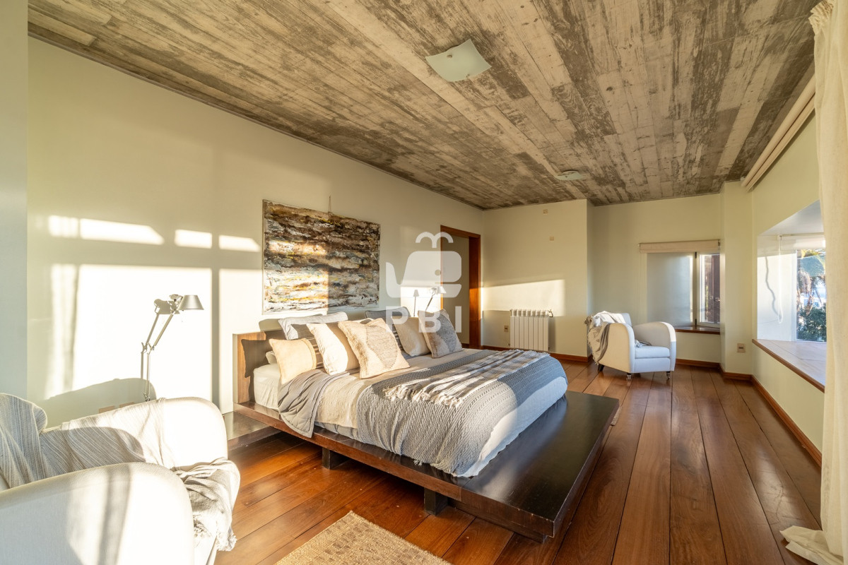 Q2FzYSBkZSA1IGRvcm1pdG9yaW9zIGVuIExvbW8gZGUgbGEgQmFsbGVuYSwgUHVudGEgQmFsbGVuYSAtIFJlZiA6IFBCSTEyNDc5