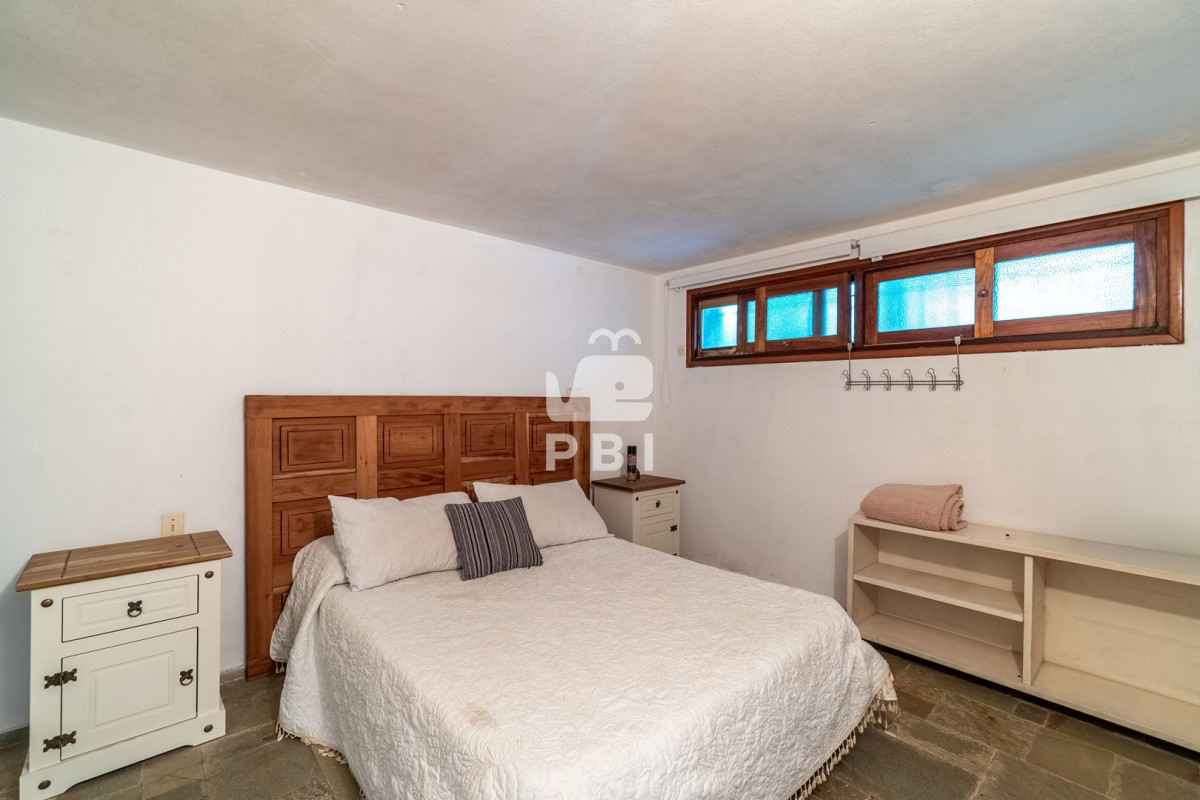 VmVudGEgQ2FzYSA1IGRvcm1pdG9yaW9zIGVuIFB1bnRhIEJhbGxlbmEgLSBSZWYgOiBQQkkxNTU3NA==