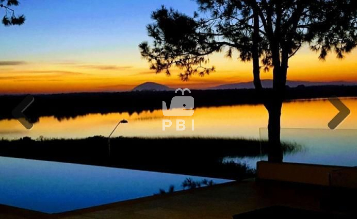 Q2FzYSAzIGRvcm1pdG9yaW9zIGVuIENsdWIgZGVsIExhZ28sIFB1bnRhIEJhbGxlbmEgLSBSZWYgOiBQQkkxOTgz