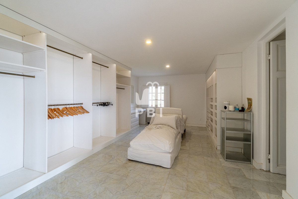 Q2hhY3JhIGNvbiBjYXNhIGEgbGEgdmVudGEgZW4gTGFndW5hIFNhdWNlICAtIFJlZiA6IFBCSTE1MTUz