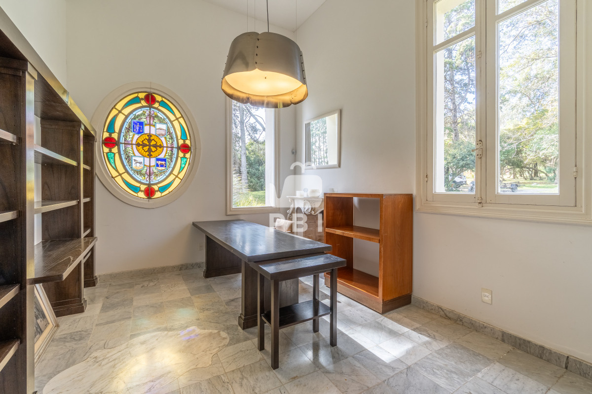 Q2hhY3JhIGNvbiBjYXNhIGEgbGEgdmVudGEgZW4gTGFndW5hIFNhdWNlICAtIFJlZiA6IFBCSTE1MTUz