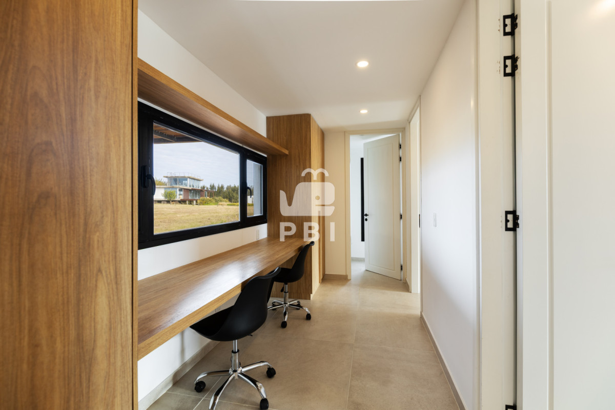 Q2FzYSBlbiB2ZW50YSBlbiBMYWd1bmEgZGUgbG9zIENpc25lcywgUHVudGEgQmFsbGVuYS4gLSBSZWYgOiBQQkkxNTQ3Mg==