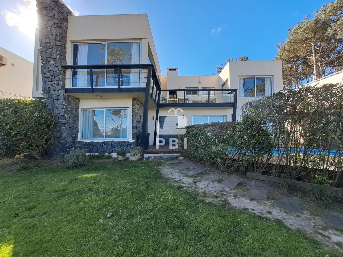 Venta de casa 6 dormitorios en la Barra  - Ref : PBI12733