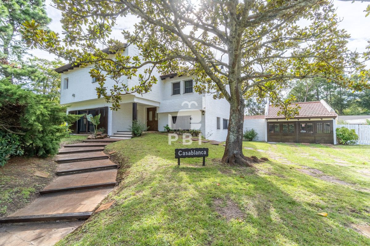 Q2FzYSBkZSAzIGRvcm1pdG9yaW9zIGVuIFNvbGFuYSwgUHVudGEgQmFsbGVuYSAtIFJlZiA6IFBCSTE0MTI4