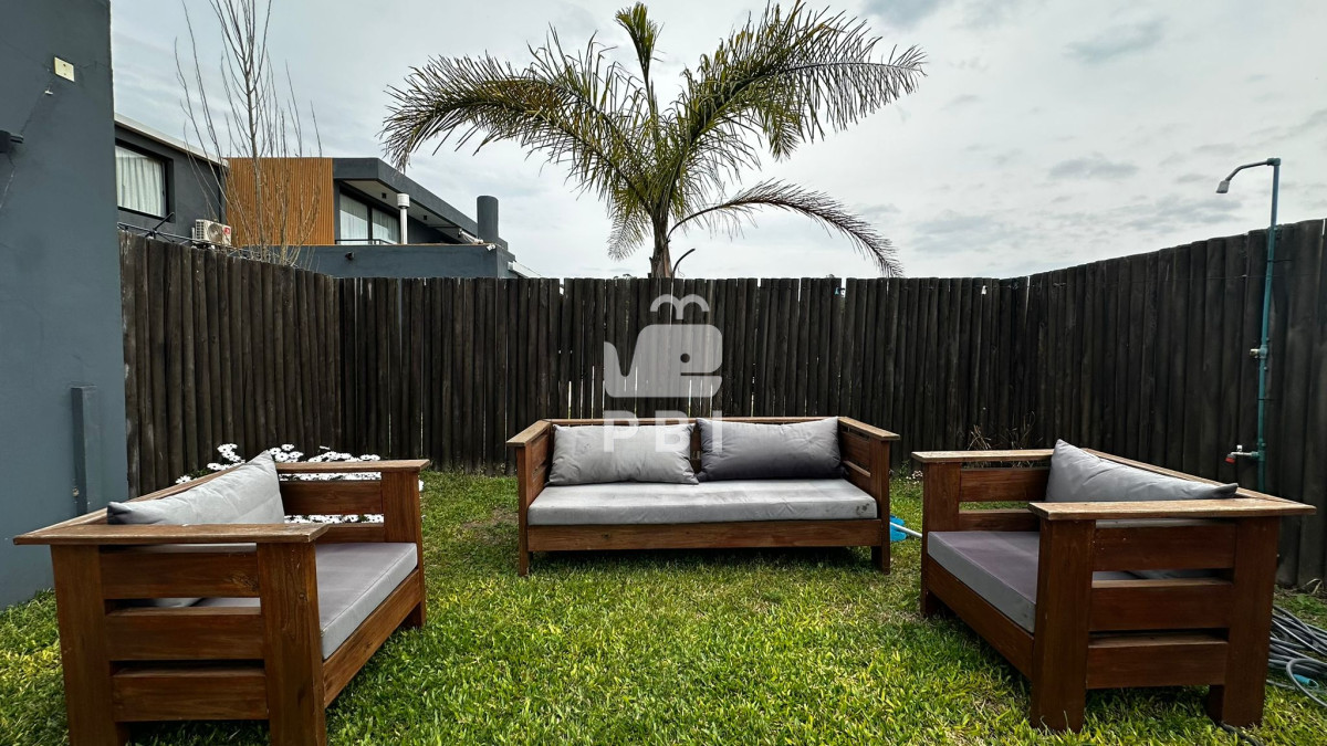 Q2FzYSAzIGRvcm1pdG9yaW9zIGVuIEdydXRhcyBWaWxsYWdlLCBQdW50YSBCYWxsZW5hIC0gUmVmIDogUEJJMTUxODg=