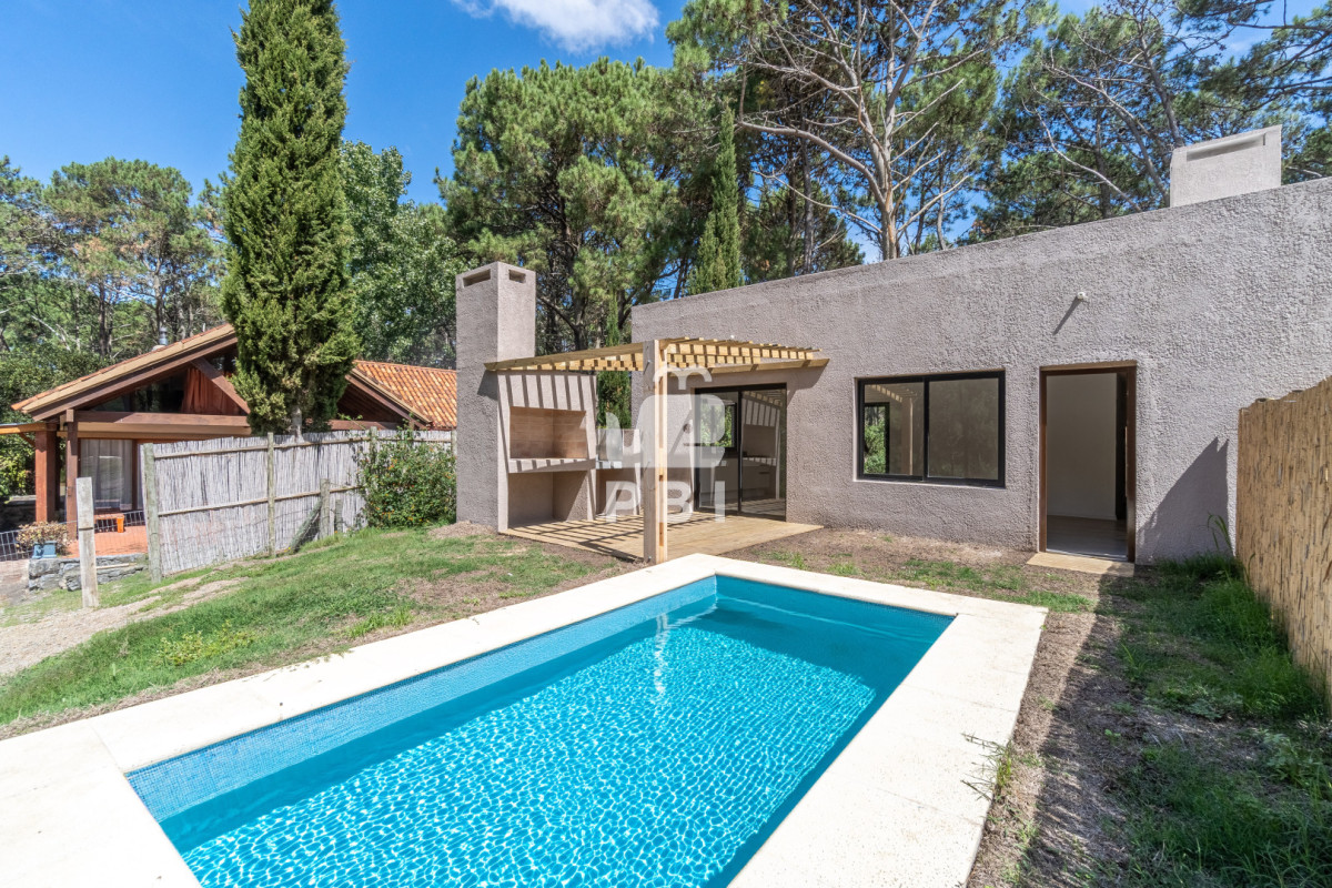 Q2FzYSBlbiB2ZW50YSwgQ2x1YiBkZWwgTGFnbyAtIFJlZiA6IFBCSTE1NzEy