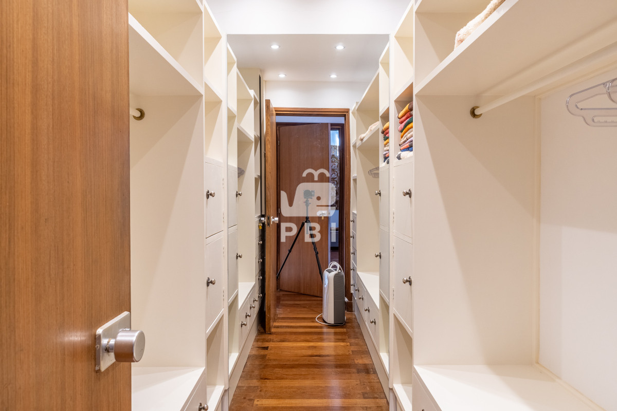 Q2FzYSBkZSA0IGRvcm1pdG9yaW9zIGVuIExvbW8gZGUgbGEgQmFsbGVuYSAgLSBSZWYgOiBQQkkxNTE0Mg==