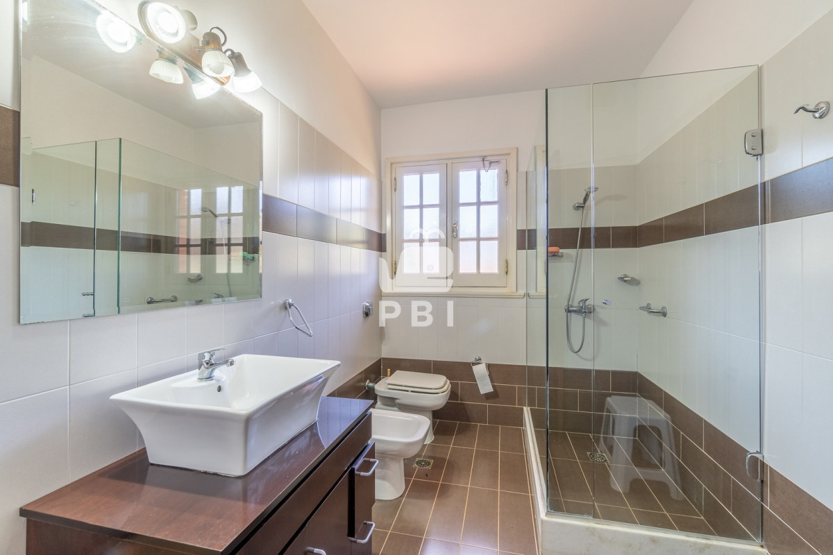 Q2FzYSA2IGRvcm1pdG9yaW9zICsgc2VydmljaW8gKyBwaXNjaW5hIFBsYXlhIE1hbnNhICAtIFJlZiA6IFBCSTE0MzMy