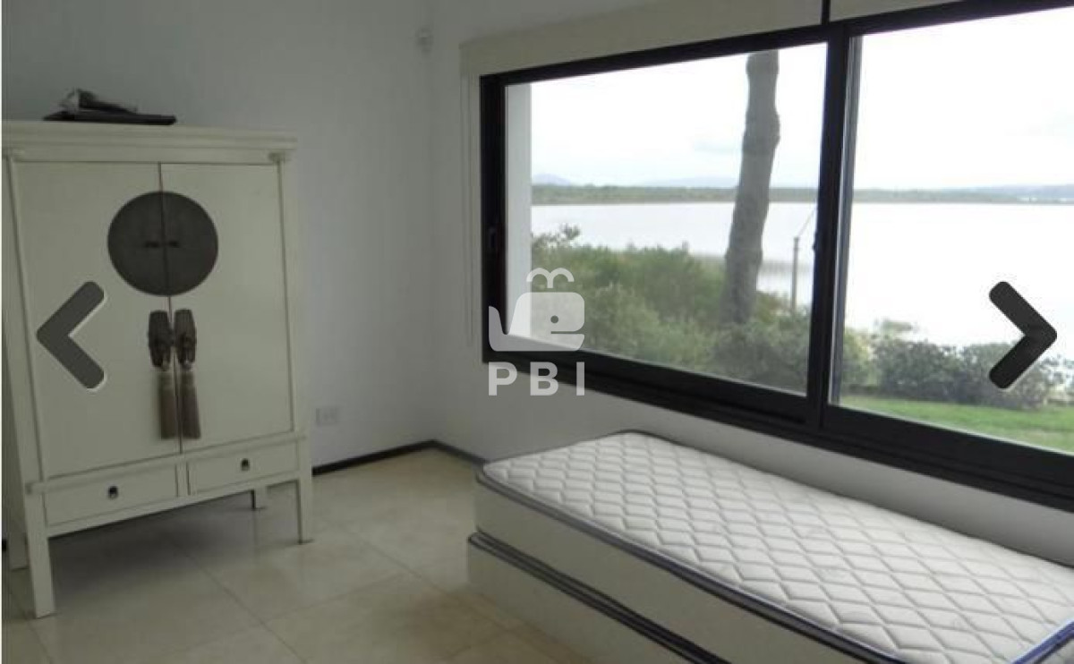 Q2FzYSAzIGRvcm1pdG9yaW9zIGVuIENsdWIgZGVsIExhZ28sIFB1bnRhIEJhbGxlbmEgLSBSZWYgOiBQQkkxOTgz