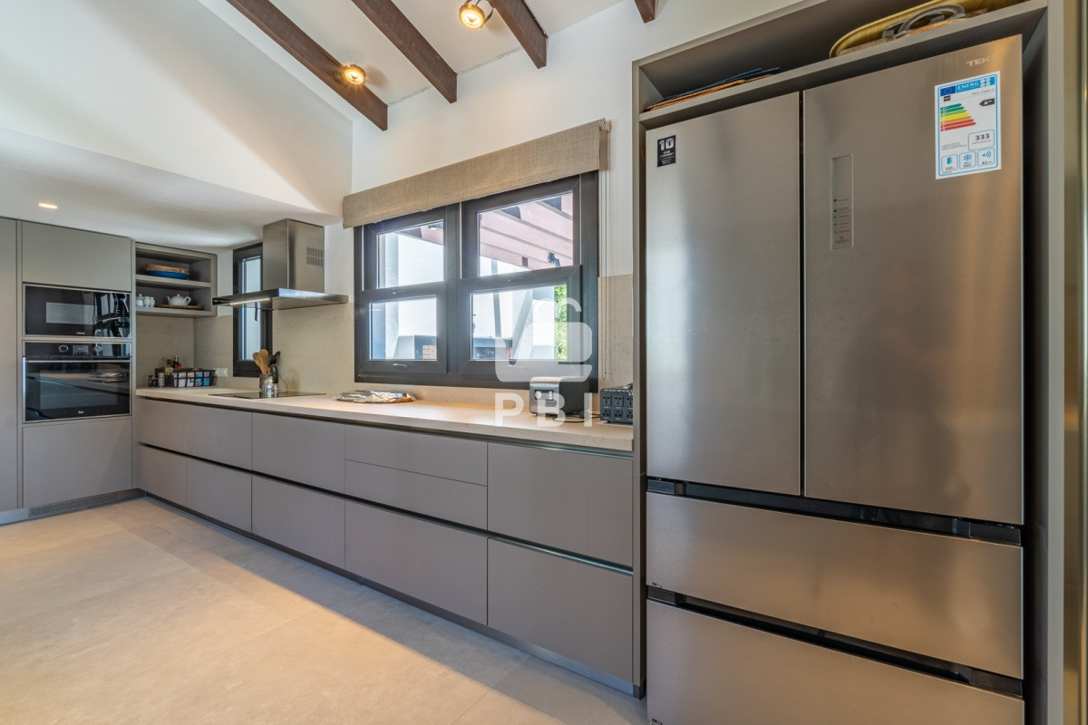 Q2FzYSA0IERPUk1JVE9SSU9TIGVuIExvbW8gZGUgbGEgQmFsbGVuYSwgTWFsZG9uYWRvIC0gUmVmIDogUEJJMjkwMg==