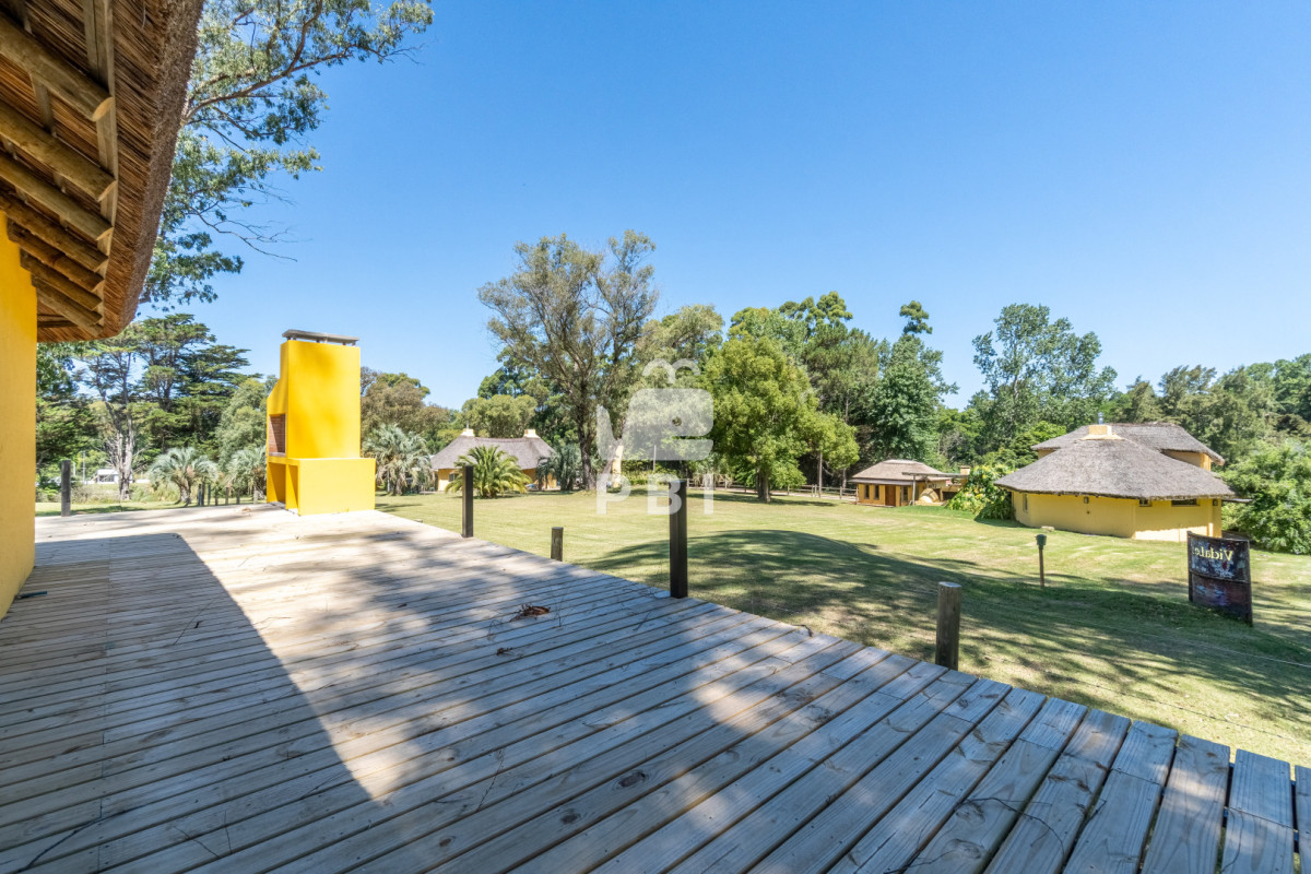 Q2FzYSBlbiB2ZW50YSBlbiBNYWxkb25hZG8sIE1hbGRvbmFkby4gLSBSZWYgOiBQQkkxNTU3MQ==