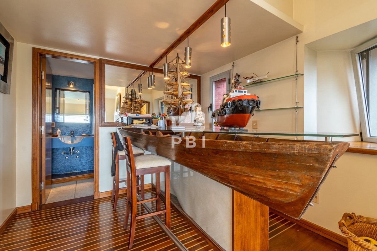 Q2FzYSBkZSA1IGRvcm1pdG9yaW9zIGVuIExvbW8gZGUgbGEgQmFsbGVuYSwgUHVudGEgQmFsbGVuYSAtIFJlZiA6IFBCSTEyNDc5