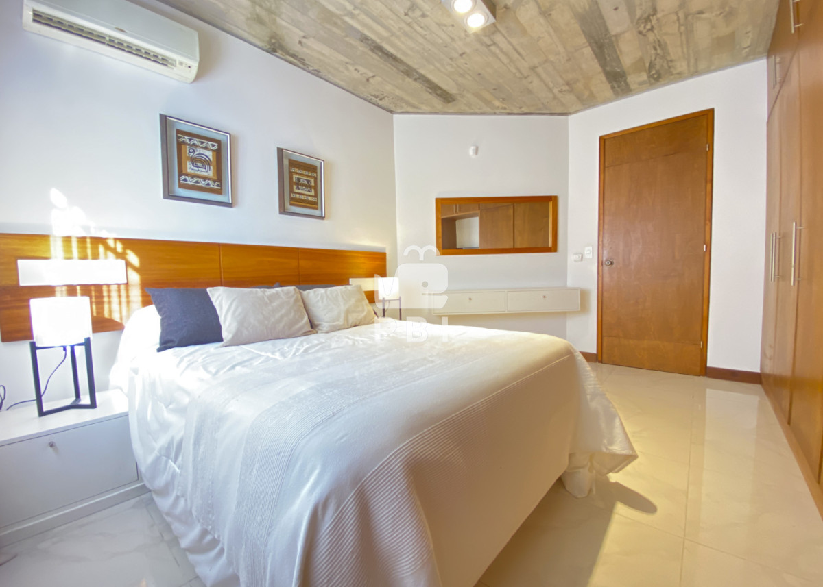 RXhjZXBjaW9uYWwgUHJvcGllZGFkIGVuIFJpbmNvbmFkYSBBbHRhIGNvbiBWaXN0YXMgSW5pZ3VhbGFibGVzIC0gUmVmIDogUEJJNzIz