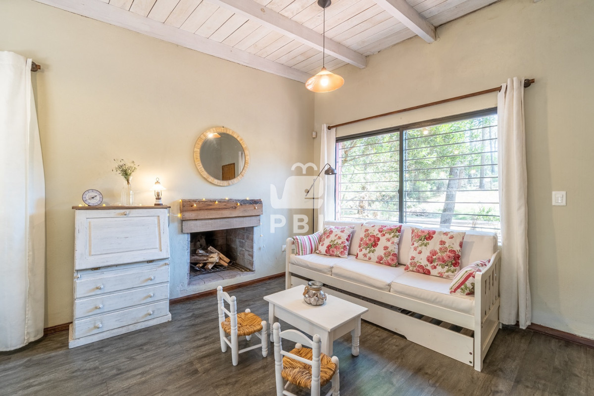 Q2FzYSBkZSAyIGRvcm1pdG9yaW9zIGVuIENsdWIgZGVsIExhZ28sIFB1bnRhIEJhbGxlbmEgLSBSZWYgOiBQQkkyNjMz