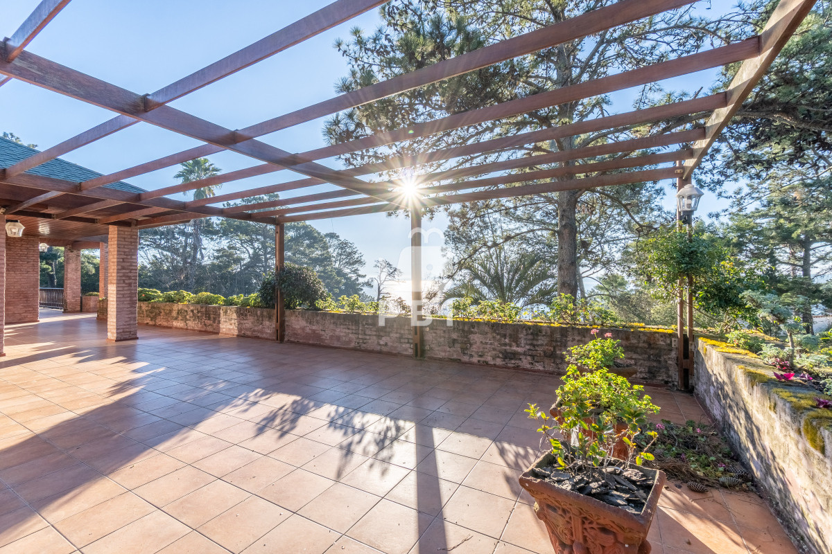 Q2FzYSBkZSA0IGRvcm1pdG9yaW9zIGVuIExvbW8gZGUgbGEgQmFsbGVuYSAgLSBSZWYgOiBQQkkxNTE0Mg==