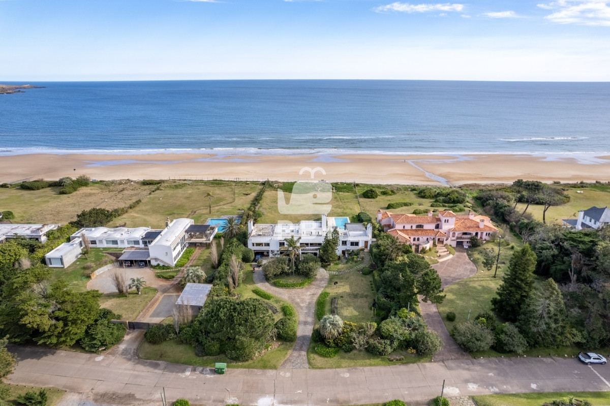 Q2FzYSA1IERPUk1JVE9SSU9TIGVuIFNvbGFuYSwgUHVudGEgQmFsbGVuYS4gLSBSZWYgOiBQQkk5Mw==