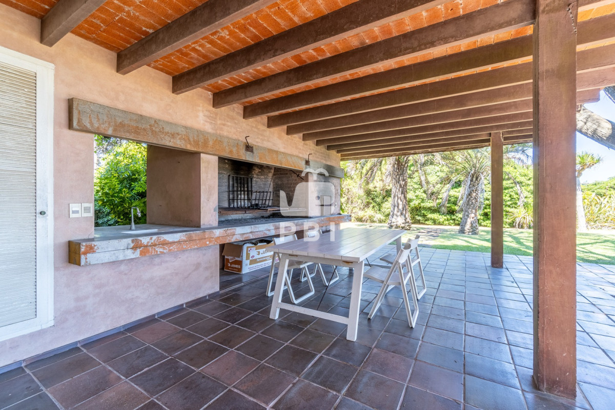 UHJvcGllZGFkIGZyZW50ZSBhbCBtYXIgZW4gU29sYW5hLCBQdW50YSBCYWxsZW5hIC0gUmVmIDogUEJJMTU0NjA=