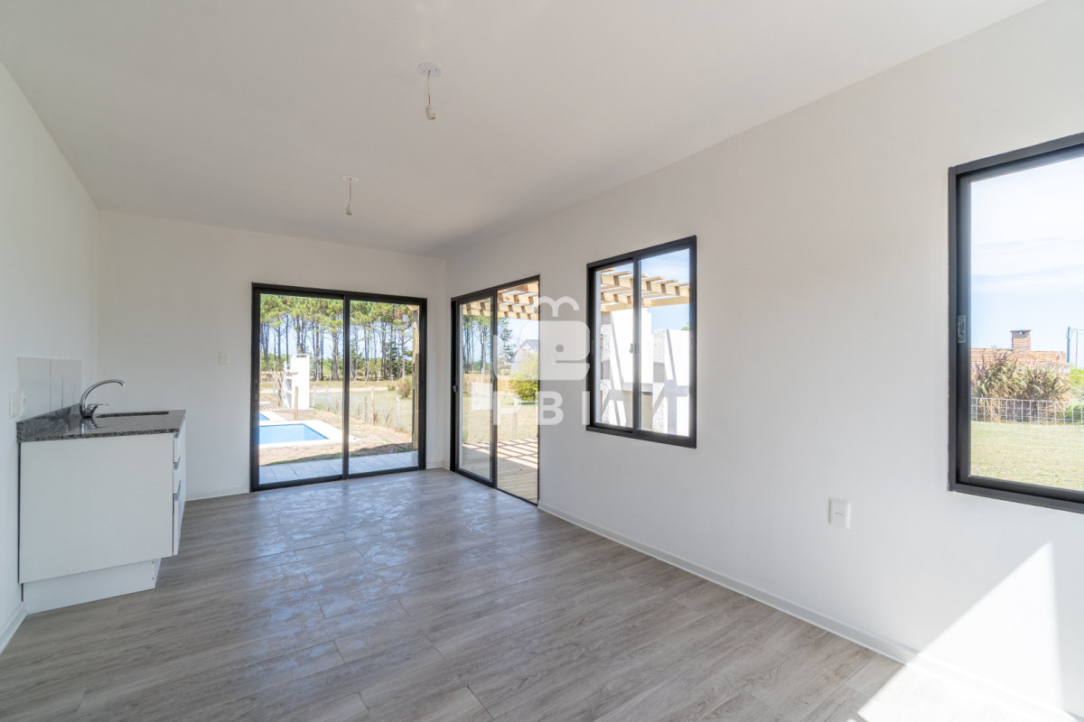 Q2FzYSBlbiB2ZW50YSwgQmFycmEgZGUgUG9ydGV6dWVsbyAtIFJlZiA6IFBCSTE1NzEz