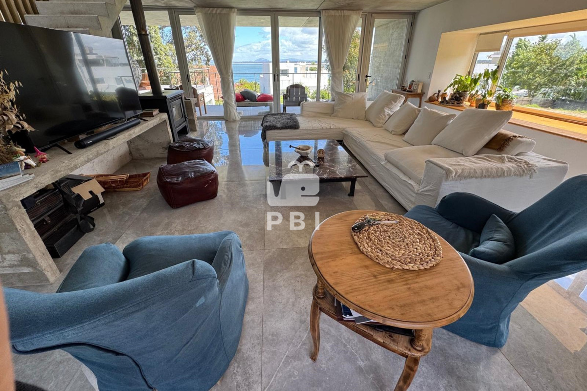 Q2FzYSBlbiB2ZW50YSBlbiBlbCBMb21vIGRlIGxhIEJhbGxlbmEsIFB1bnRhIEJhbGxlbmEgIC0gUmVmIDogUEJJMTUzOTI=