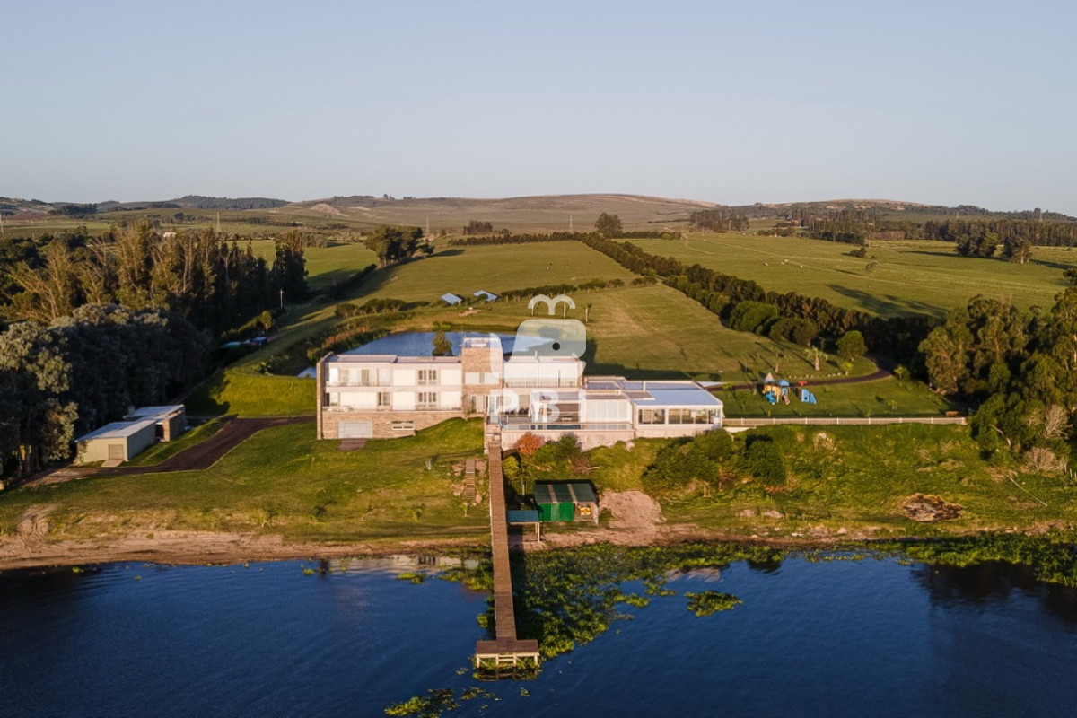 Venta de Chacra 6 DORMITORIOS en Laguna del Sauce, Punta del Este - Ref : PBI2157
