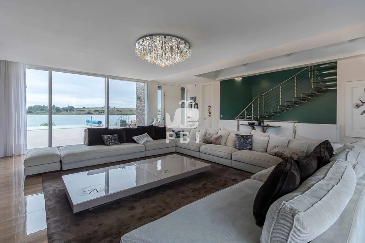 VmVudGEgZGUgQ2hhY3JhIDYgRE9STUlUT1JJT1MgZW4gTGFndW5hIGRlbCBTYXVjZSwgUHVudGEgZGVsIEVzdGUgLSBSZWYgOiBQQkkyMTU3