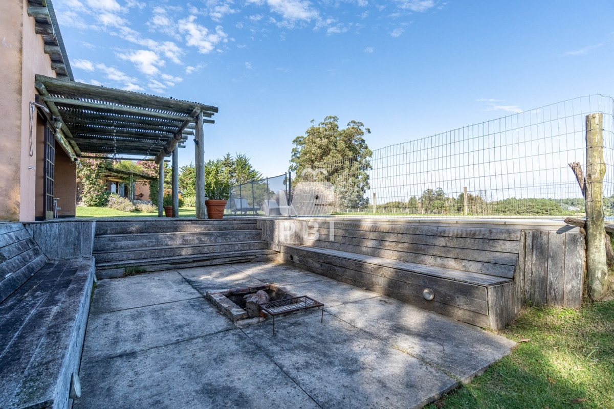 Q2hhY3JhIGEgbGEgdmVudGEgZW4gUHVudGEgQmFsbGVuYSAgLSBSZWYgOiBQQkkxNDE5Mw==