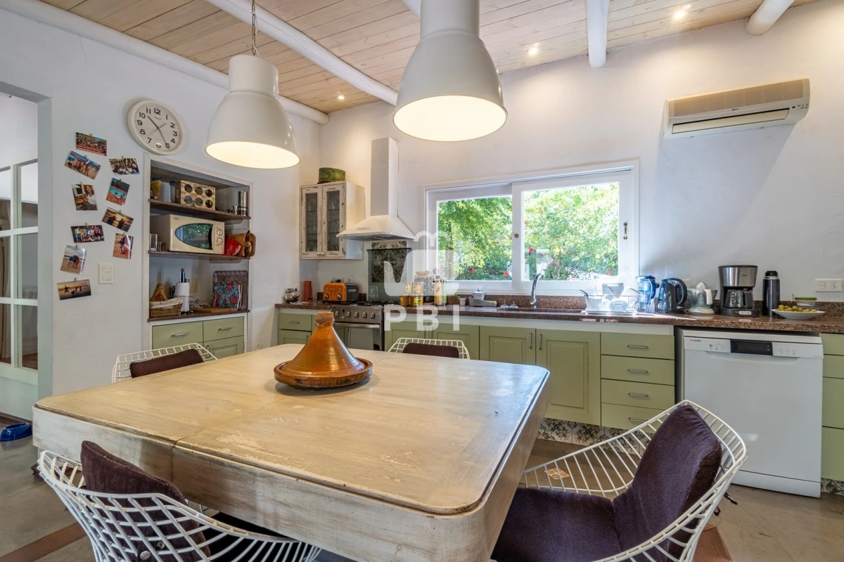 Q2hhY3JhIGVuIENhbWlubyBMdXNzaWNoLCBQdW50YSBCYWxsZW5hIC0gUmVmIDogUEJJMzEwNQ==