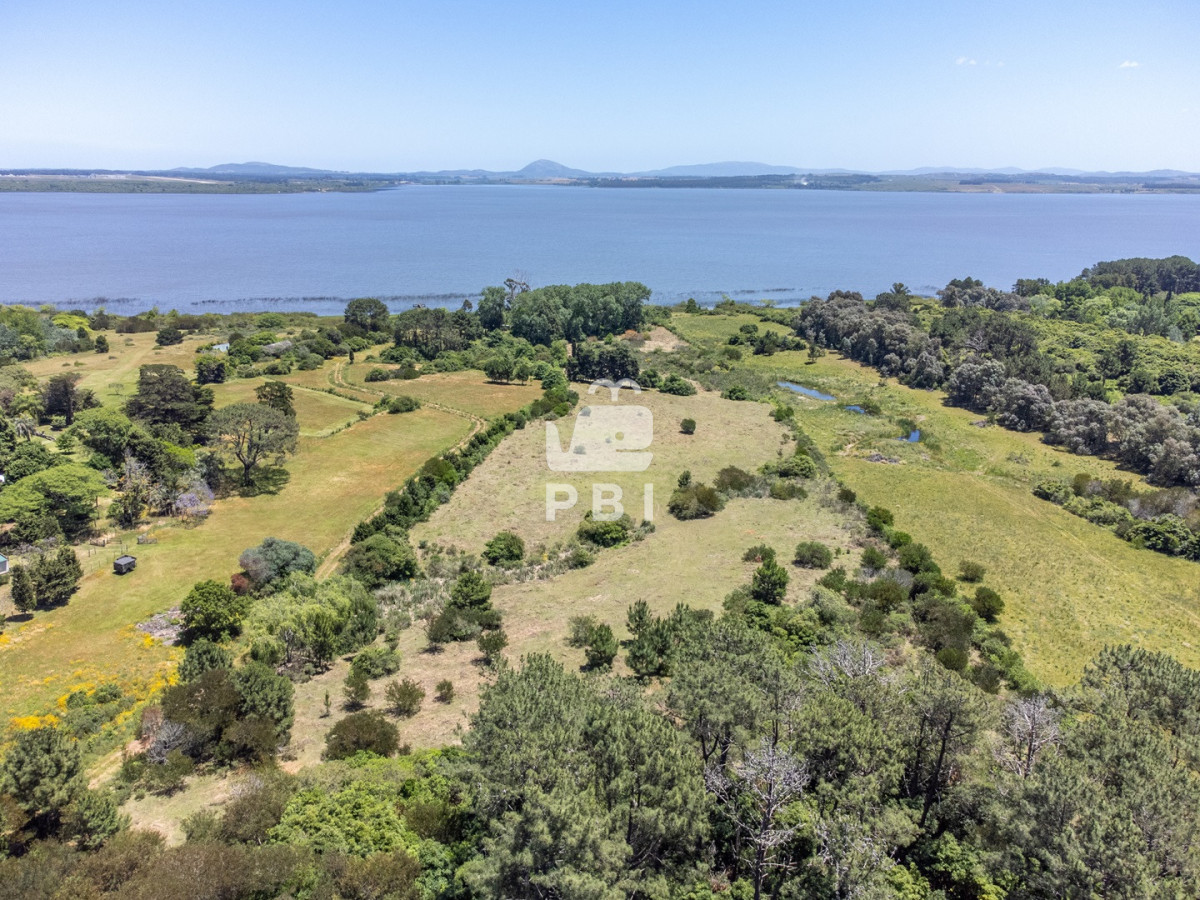 VmVudGEgZGUgQ2hhY3JhIGVuIExhZ3VuYSBkZWwgU2F1Y2UsIFB1bnRhIGRlbCBFc3RlIC0gUmVmIDogUEJJMjE1NA==